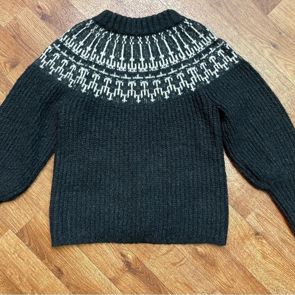 Cozy Nordic Sweater NWT by Universal Thread - Picture 9 of 10